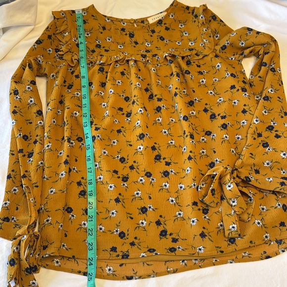 Mustard purple and white floral ruffle bow long sleeve blouse size small - Picture 10 of 10